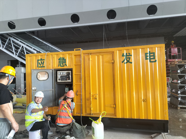 玉田怎样判断空气滤清器是否需要更换？